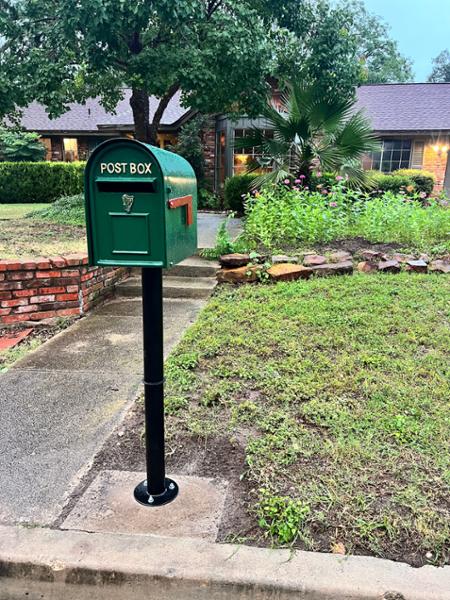 Irish Green Heritage American Style Mailbox | Large Outdoor Post Box and Parcel Box