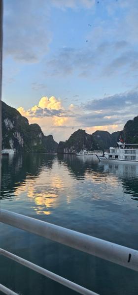 5701-Highlights of Vietnam