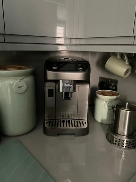 Magnifica Plus Bean to Cup Coffee Machine - Black