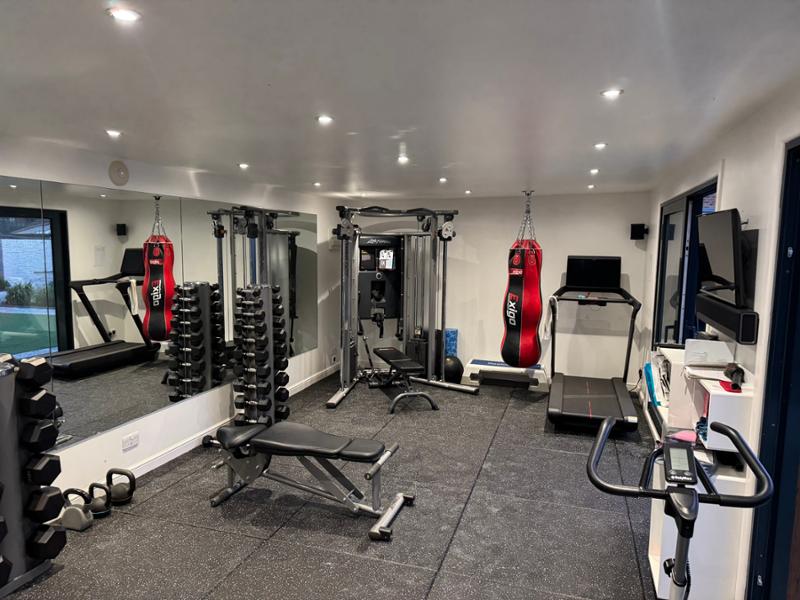 Cannons UK27m2 double garage package, Flatline Fleck 2nd edition Rubber Gym Flooring White 500.0 Kg