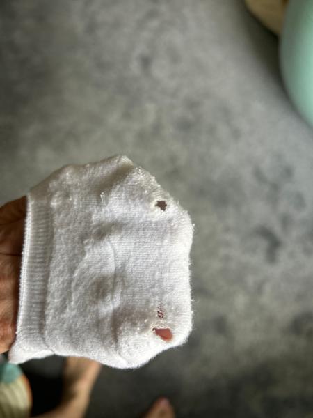 Comfortable sock, flimsy material