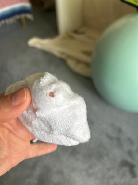 Comfortable sock, flimsy material