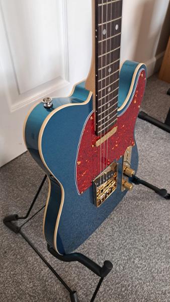 Eastcoast T62 Double-Bound T-Style Electric Guitar In Lake Placid Blue