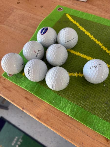 Yellow poor quality "mint condition" prov1x golf balls