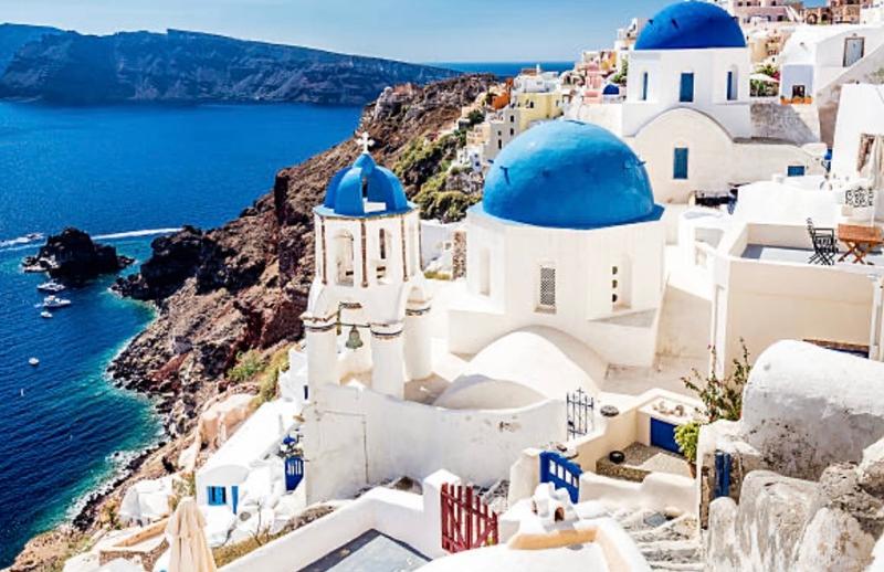 Grecian Fables Idyllic Premium