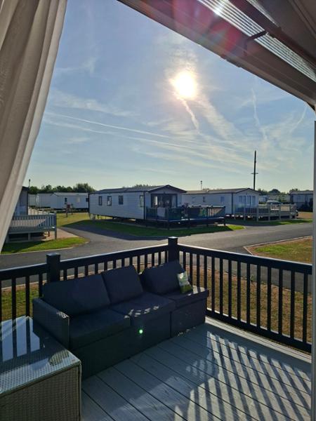 Platinum Caravan (Sleeps 6)