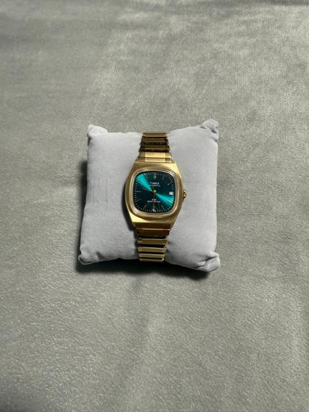 Timex 1983 E Line Watch TW2Y67700