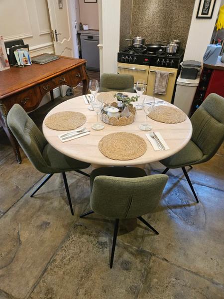Idol - Dining Table - 120cm Round - Loom Loft Furniture & Interiors