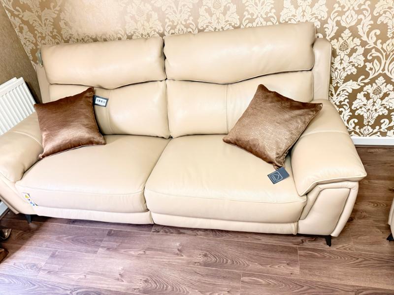 Cushions:Goodwood - Bronze<br>, Product Ref:TYRSize: Filled fibre cushion 43cm x 43cm (17&