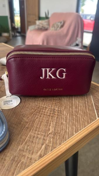 Fold-Out Mirror Makeup Bag in Cherry
