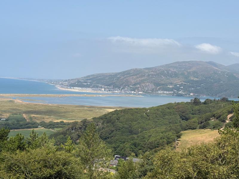 Your holiday: Southern Snowdonia - Best of the Meirionnydd Coast Path