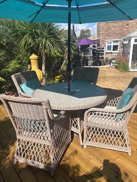 Verity 4 Seater Set