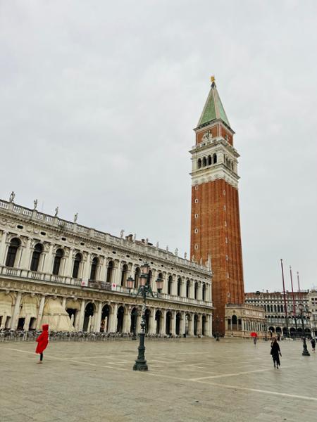 Exceptional Service and Exclusive Excursions