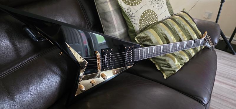 Jackson RRT-5 Pro Series Rhoads Electric Guitar in Gloss Black