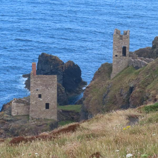 Discover Shades of the English Countryside featuring London, Cornwall & Cotswolds on 07/16/2026