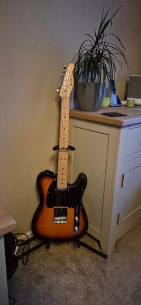 EastCoast T1 Electric Guitar in Vintage Sunburst with Maple Fretboard
