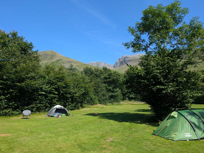 Well kept site in an incredible location. An amazing trip!