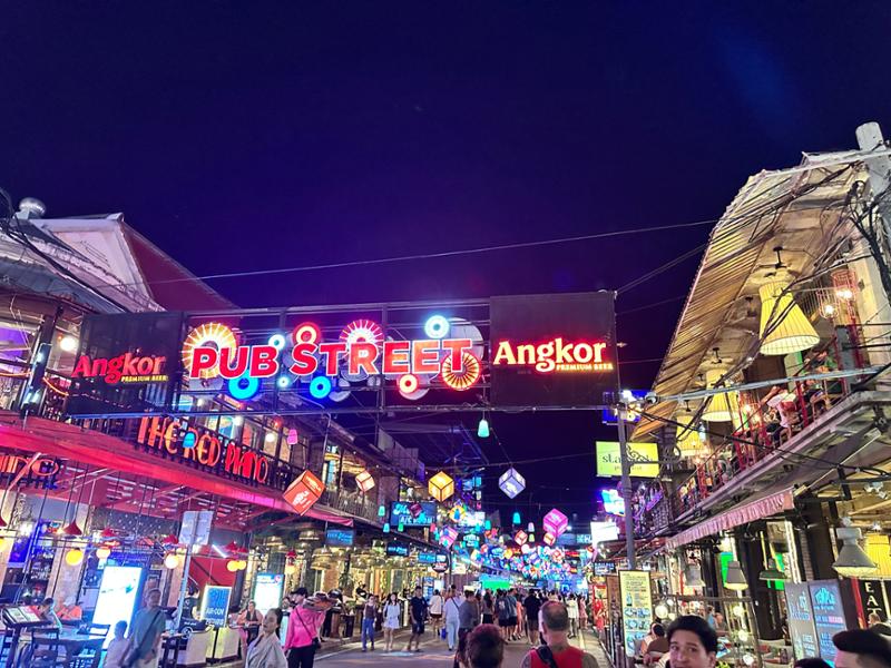 5684-Vietnam & Cambodia Discovery