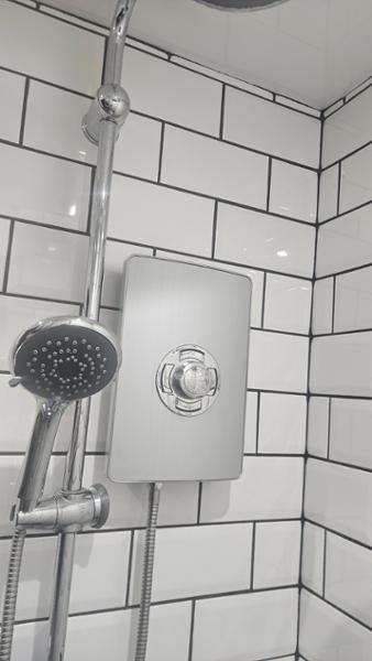 Electric Shower - 8.5kW Brushed Steel Aspirante Shower