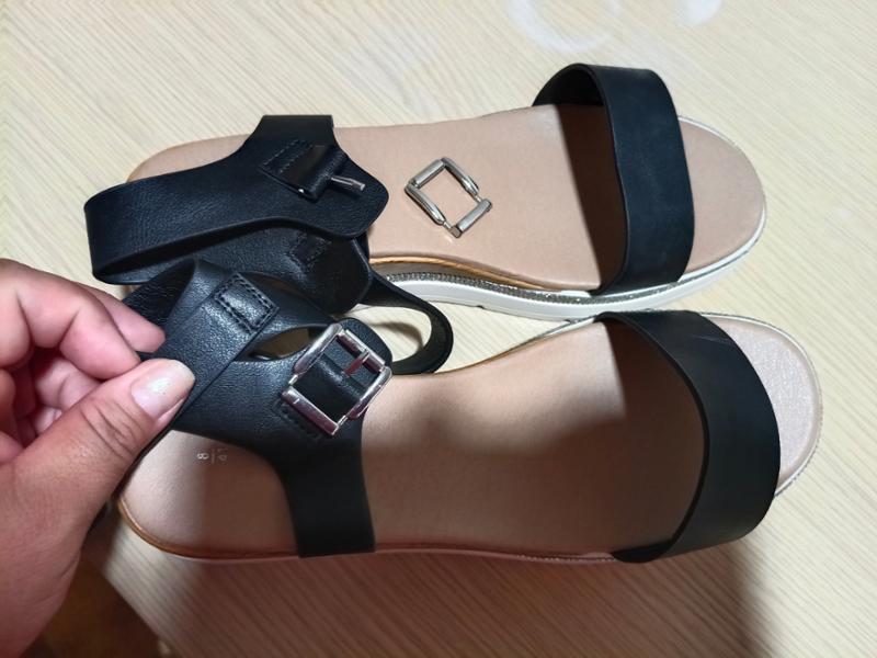 Sandalias con ancho especial