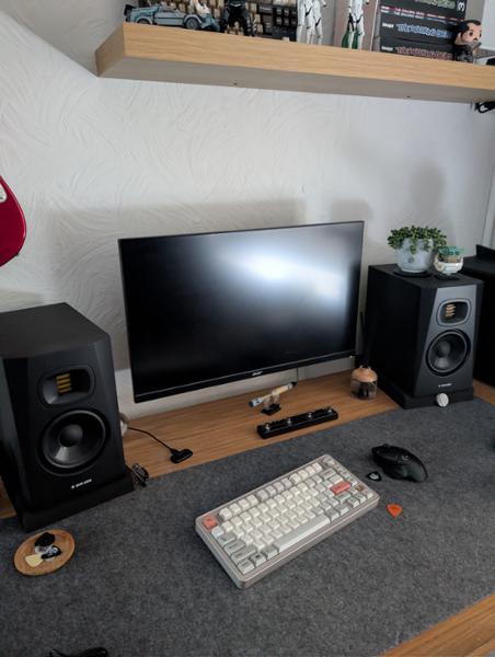 ADAM Audio T-Series T5V Nearfield Studio Monitor (Each)