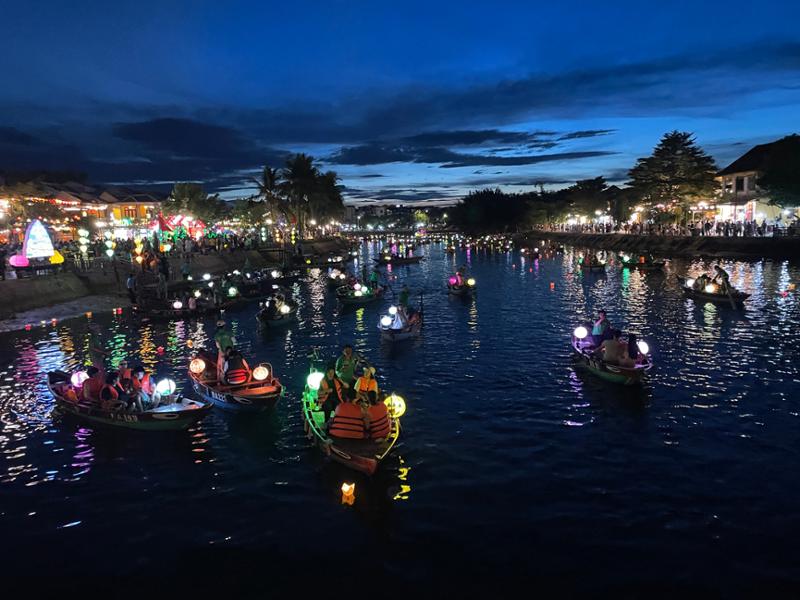 5701-Highlights of Vietnam
