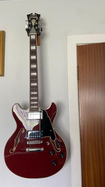 D’Angelico Premier Mini DC Semi-Hollow Electric Guitar in Burnt Red