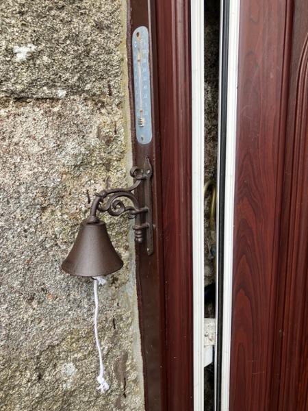 Poor quality item & delivery