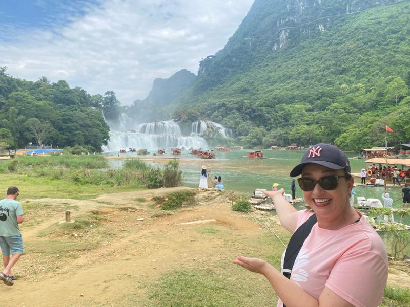 5887-Vietnam Mountain Discovery