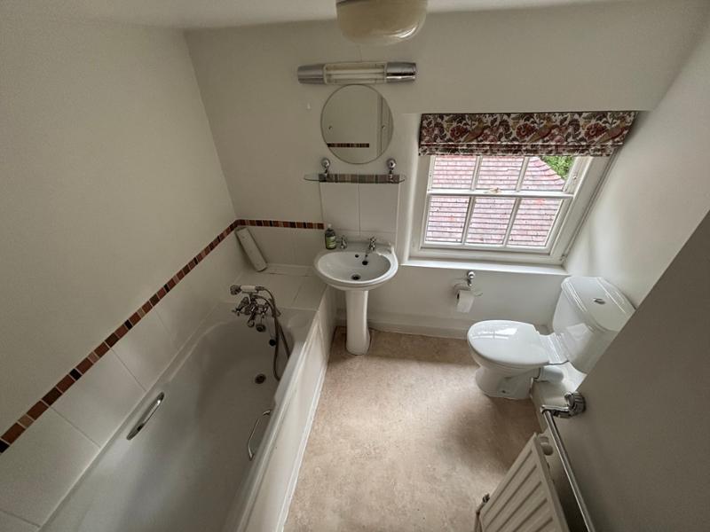 Hanbury Lodge