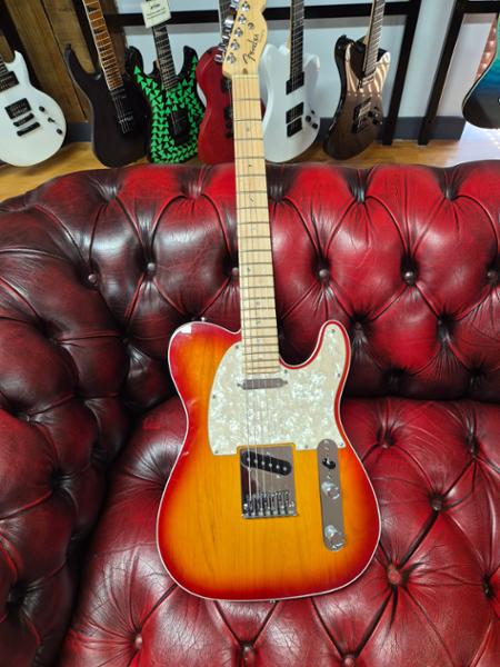 Pre-Owned Fender American Deluxe Telecaster, Aged Cherry Sunburst