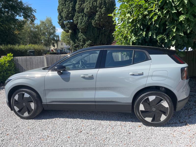 VOLVO EX30 ESTATE