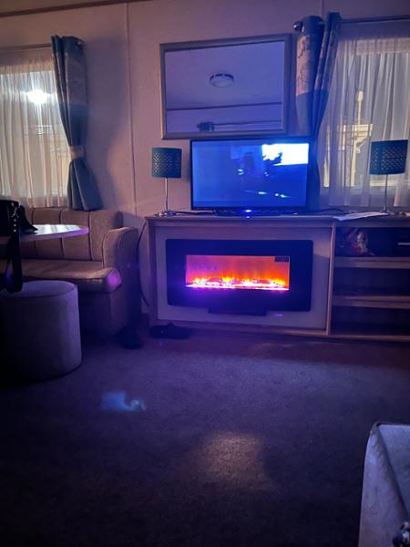 Gold Caravan (Sleeps 6)