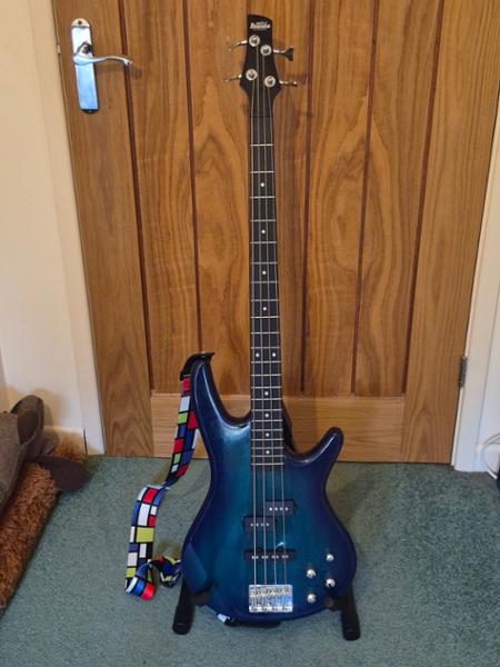 Ibanez GSR200 GIO SR 4 String Bass Guitar in Blue Moon Burst