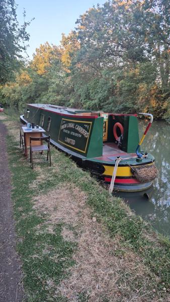 A relaxing time on british waterways. Nice and welcomming people on the can