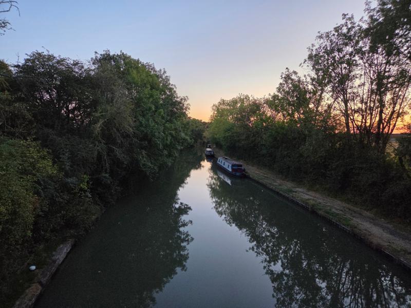 A relaxing time on british waterways. Nice and welcomming people on the can