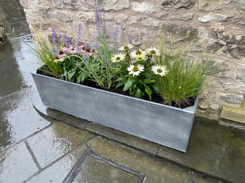 Metal Galvanised Garden Trough Planter | Available In Three Sizes - Large - 125 cm