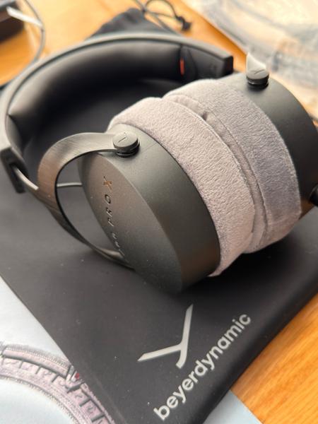 Beyerdynamic DT 700 PRO X Closed Back Studio Headphones for Recording & Monitoring - 48 Ohm