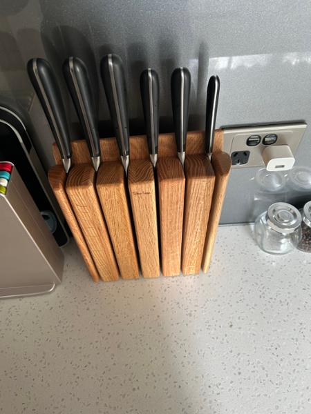 Signature The Chef's Edit Book Oak Knife Block Set 7P with Pebble Chopping Board 44cm and Sharpener