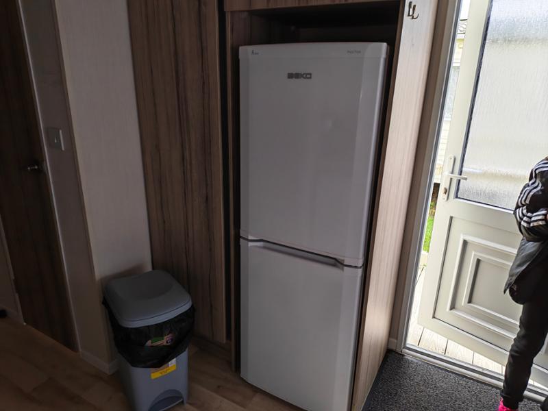 Gold Caravan (Sleeps 6)