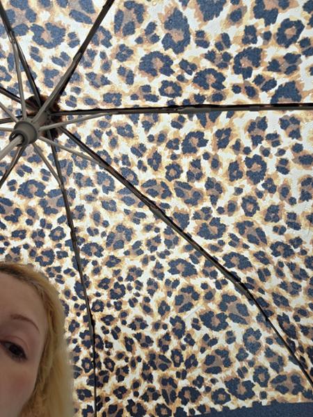 Great service and very good quality umbrellas with beautiful designs.
