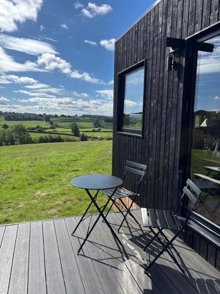 Perfect off-grid escape
