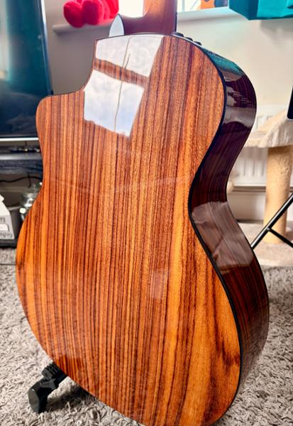 Taylor 214ce Plus Electro Acoustic in Natural
