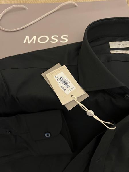 Black shirt , excellent fit .