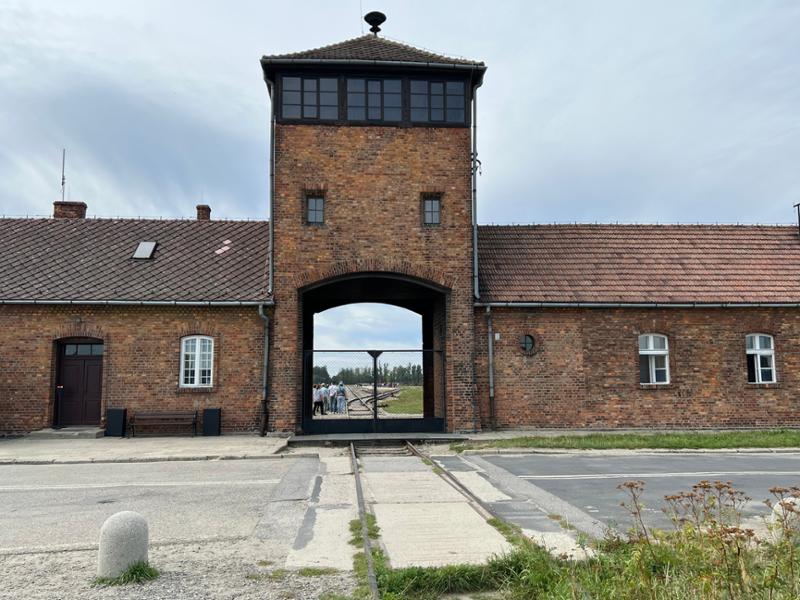 Holocaust Tour