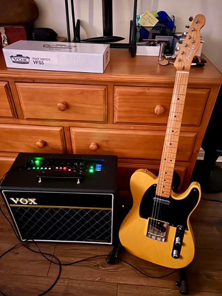 Vox Valvetronix VT40X 10" 40W Combo In Classic Blue