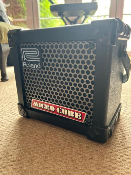 Second Hand Fender Rumble 15 V1 Bass Combo Amp #070