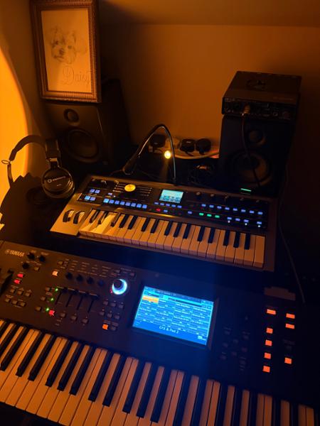 Korg microKORG 2