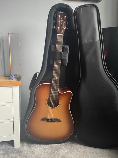 Alvarez Masterworks MD60CESHB Dreadnought Electro Acoustic in Shadowburst with Cutaway