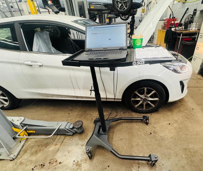 SGS Adjustable Height Rolling Work Table | 50kg Capacity